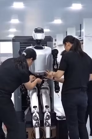 Đột nhập nhà máy 30 phút xuất xưởng một robot tại Trung Quốc