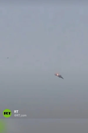 Máy bay quân sự Mỹ bốc cháy rơi ở Kuwait