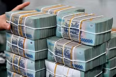 Tín dụng/GDP Việt Nam có thể tăng lên 155%: Vì sao nền kinh tế mắc bẫy thâm dụng vốn?