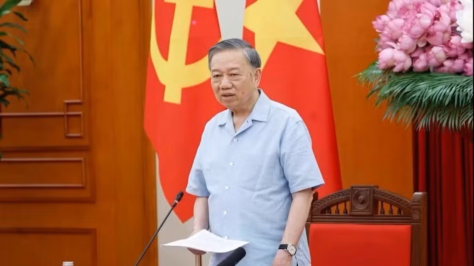 Sau một năm vận hành chính quyền 3 cấp, Tổng bí thư, Chủ tịch nước đặt loạt câu hỏi