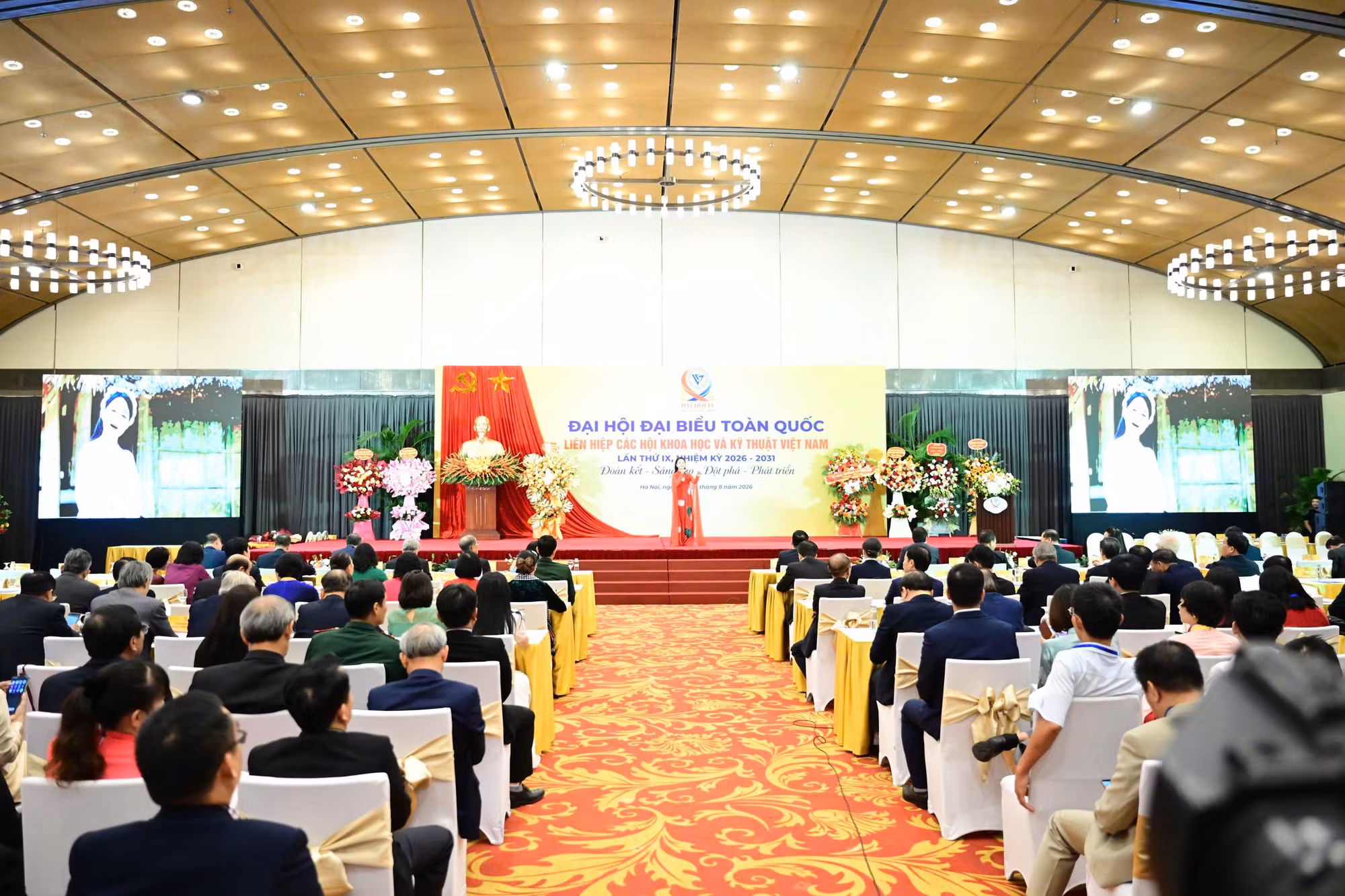anh-1-2584.jpg