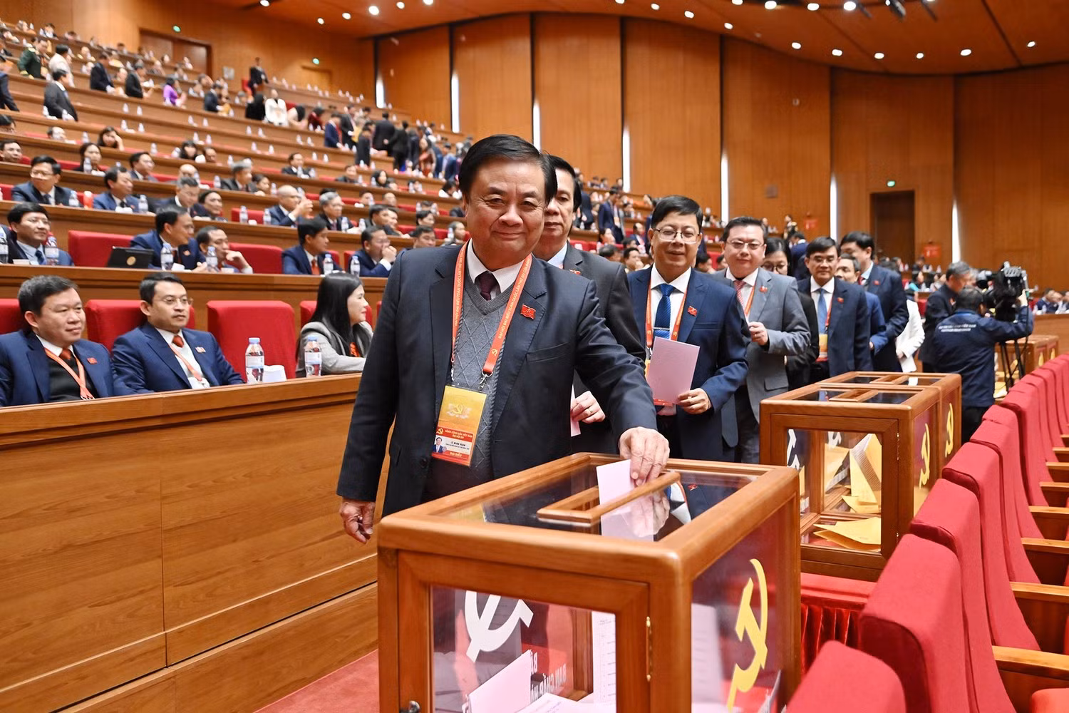anh-1-2223.jpg