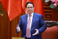 Thủ tướng: Xem xét bố trí ngân sách hỗ trợ bình ổn giá xăng dầu