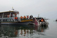 Tìm thấy 6 nạn nhân vụ lật tàu ở hồ Thác Bà