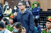 Nhận 43 tỷ đồng, cựu cục trưởng An toàn thực phẩm nói “không nghĩ đó là tiền hối lộ”