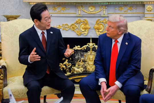 Ông Trump bất ngờ lạnh nhạt với Hàn Quốc, nhắc tới "quan hệ rất tốt" với ông Kim Jong-un