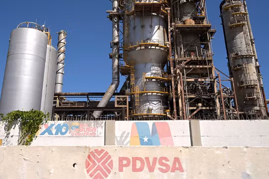 Tổng thống lâm thời Venezuela lên tiếng về thương vụ dầu mỏ lớn nhất lịch sử với Mỹ