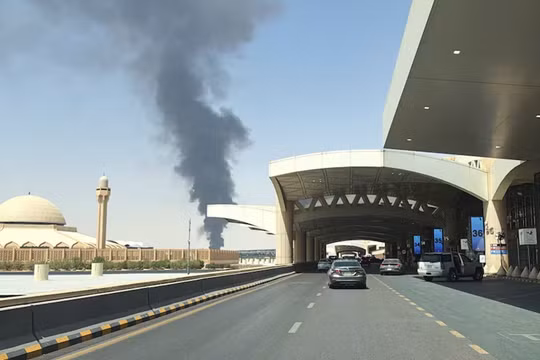 Thổ Nhĩ Kỳ, Pakistan, Ai Cập và Ả Rập Xê Út lên án các cuộc tấn công của Houthi vào sân bay Riyadh
