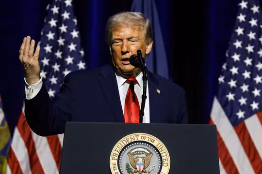 Ông Trump phá vỡ im lặng, bác tin Mỹ nới lỏng trừng phạt Iran để đổi lấy nhượng bộ hạt nhân