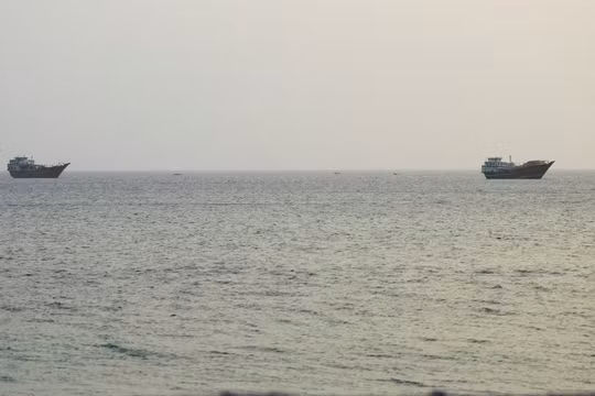 Căng thẳng Mỹ - Iran phủ bóng eo biển Hormuz, hoạt động vận tải hàng hải giảm mạnh