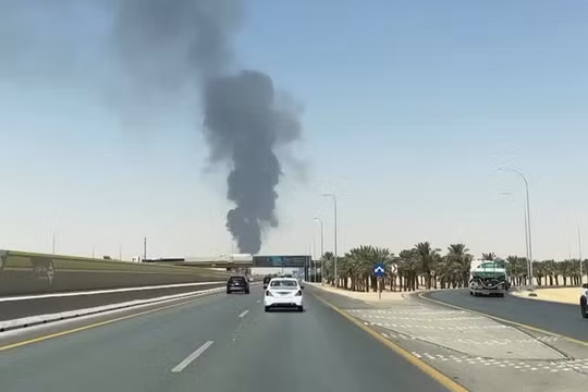 Ả Rập Xê Út tuyên bố đánh chặn “mưa” tên lửa và UAV từ phía lực lượng Houthi