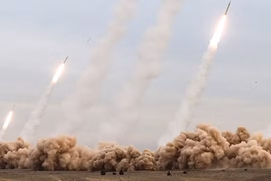 UAE phủ nhận căn cứ không quân Al Minhad bị tấn công, bác tuyên bố gây sốc từ Iran