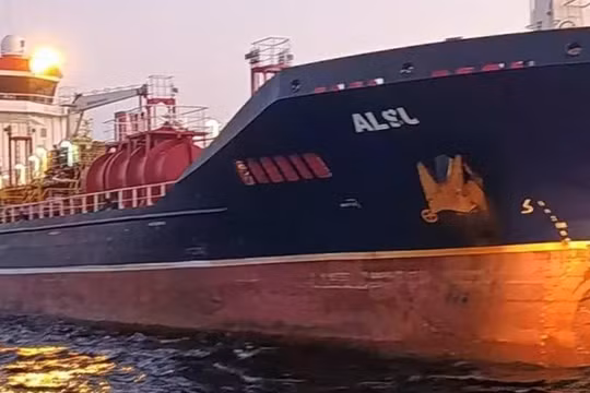 Tàu hàng chìm sau cú va chạm kinh hoàng, 10 thuyền viên mất tích ngoài khơi Thổ Nhĩ Kỳ