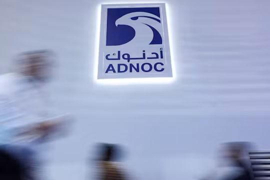 “Gã khổng lồ” ADNOC Trading mua hàng triệu thùng dầu thô của Iraq