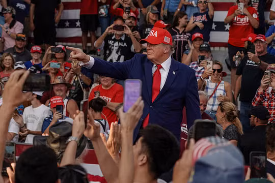 Ông Trump bác bỏ trách nhiệm liên quan đến sự cố Ukraine mất quyền truy cập Starlink