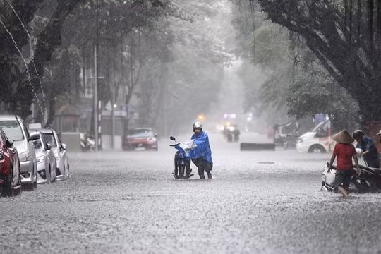 Mưa lớn kéo dài, Bắc Bộ và Thanh Hóa, Nghệ An đối mặt nguy cơ lũ quét, sạt lở nguy hiểm