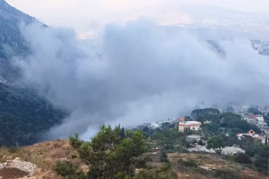 Israel lại tấn công dữ dội vào miền Nam Lebanon khiến ít nhất 12 người thiệt mạng