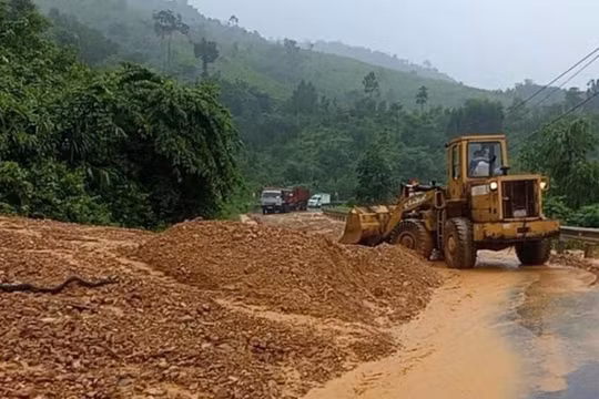 Chính thức thông xe 3 vị trí sạt lở nghiêm trọng trên đường Hồ Chí Minh qua Quảng Trị