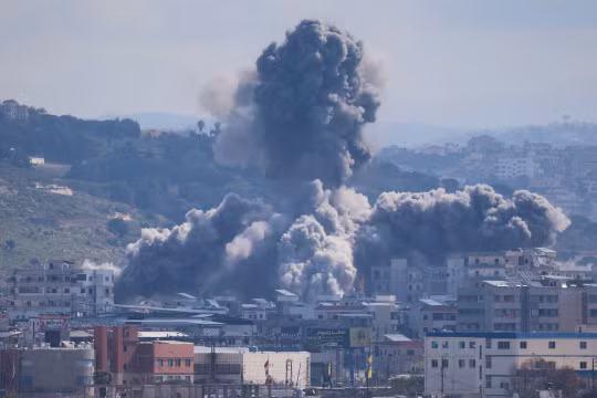 Israel tuyên bố “xóa sổ” lực lượng Hezbollah khỏi các đường hầm dưới sườn núi chiến lược của Lebanon