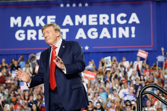 Chính quyền Tổng thống Trump yêu cầu Tòa án tối cao siết chặt bỏ phiếu qua thư