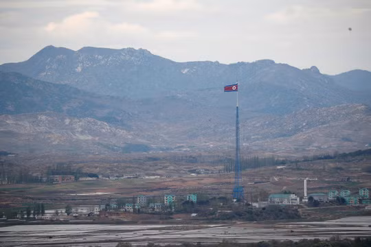 Thủy thủ Hàn Quốc mất tích gần biên giới, Seoul đề nghị Triều Tiên hỗ trợ tìm kiếm