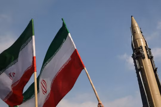 Iran "nổi giận" nã loạt tên lửa vào Jordan sau khi 5 tàu chở dầu bị Mỹ tấn công