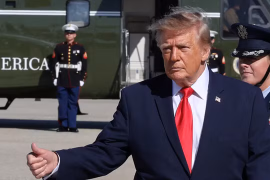 Tổng thống Trump gỡ mức thuế 50% với một số hàng hóa Canada