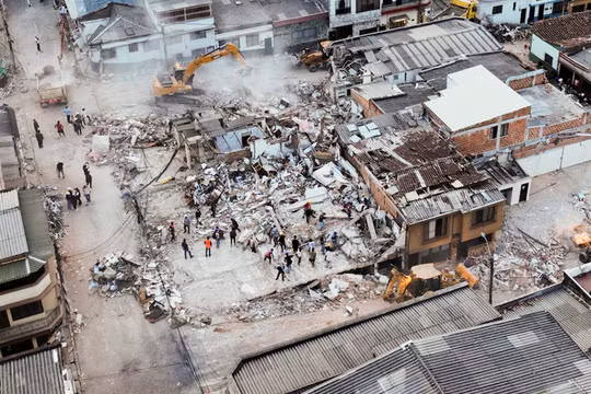 Thảm kịch động đất Colombia: 72 giờ vàng trôi qua, vẫn còn hàng trăm người mất tích dưới đống đổ nát