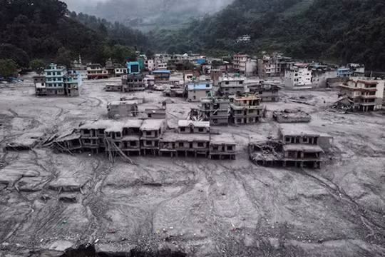 Nepal nhận 20 triệu USD viện trợ sau trận lũ quét khiến 1.500 người thiệt mạng