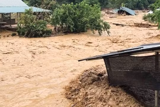 Cảnh báo nguy cơ lũ quét, sạt lở đất nguy hiểm do mưa lớn ở Lai Châu và Lào Cai