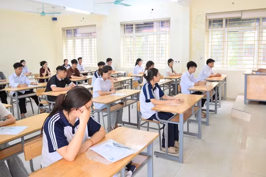 Bộ GD&ĐT rà soát kết quả thi môn Toán có 147 điểm 10 gây xôn xao ở Tuyên Quang 