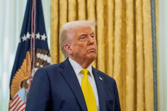 Ông Trump tìm cách giữ lại 800 triệu USD đã được Quốc hội phê duyệt