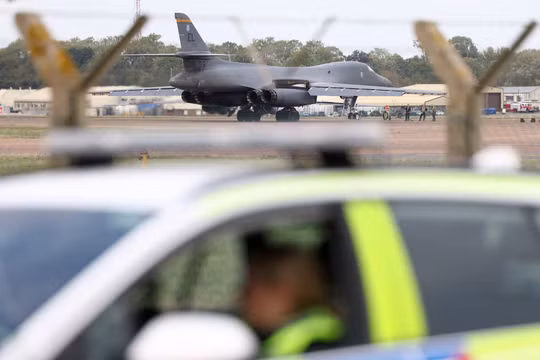 Anh bắt thêm nghi phạm liên quan đến âm mưu khủng bố tại căn cứ không quân RAF Fairford