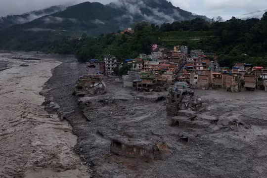 Nepal kêu gọi quốc tế hỗ trợ khắc phục hậu quả trận lũ quét thảm khốc khiến hơn 1.000 người chết