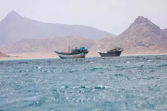 Ả Rập Xê Út tìm “lối đi” mới cho dầu thô sau khi đường ống ra Biển Đỏ bị đánh hỏng