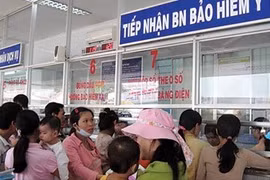 Bảo hiểm y tế bổ sung: Giải pháp giảm gánh nặng tiền túi cho người dân