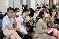 Người dân mong muốn được Bảo hiểm Y tế thanh toán các loại thuốc, vật tư y tế mà các bệnh viện đang thiếu