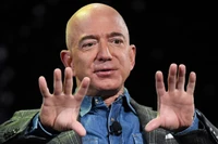 Phẩm chất, kỹ năng và phong cách lãnh đạo của Jeff Bezos đã làm nên thành công cho Amazon (Ảnh: Thestrategywatch)