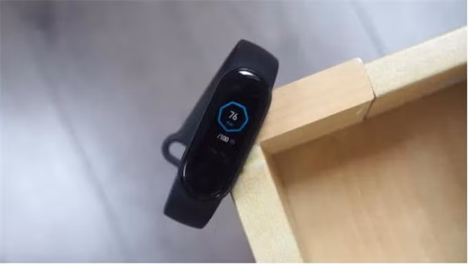 4 chiếc vòng đeo tay thông minh đáng mua nhất trong tầm giá dưới 1 triệu đồng ảnh 11 4 chiếc vòng đeo tay thông minh đáng mua nhất trong tầm giá dưới 1 triệu đồng ảnh 11