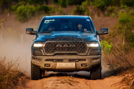 Giảm giá tới 1,6 tỷ đồng, Jeep và RAM có thoát cảnh bán chậm?