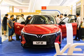 Nhóm xe điện nào được miễn 100% lệ phí trước bạ đến hết năm 2030?