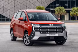 Veloz Cross được Toyota áp dụng chương trình ưu đãi phí trước bạ cho cả 2 phiên bản. Ảnh: Toyota.