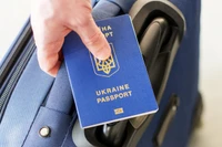 Theo Eurostat, hơn 4,35 triệu người Ukraine đang đăng ký hưởng cơ chế bảo hộ tạm thời trên toàn EU. Ảnh: Getty.