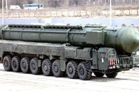 Tên lửa đạn đạo liên lục địa RS-24 Yars của Nga mang đầu đạn hạt nhân. Ảnh: MW.