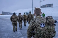 Binh lính Đan Mạch đến Greenland vào ngày 19/1. Ảnh: RT.