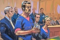 Bức vẽ phác thảo cho thấy ông Nicolas Maduro và vợ ông, Cilia Flores, tham dự phiên tòa sơ thẩm cùng các luật sư bào chữa Barry Pollack và Mark Donnelly tại Tòa án Liên bang Daniel Patrick Moynihan ở Manhattan, New York, Mỹ ngày 5/1. Ảnh: Reuters.