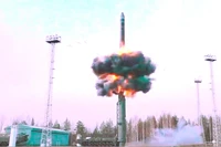 Tên lửa đạn đạo liên lục địa RS-24 Yars của Nga. Ảnh: MW.