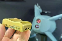 Mô-đun lái tự động Raptor Pilot AI Pro. Ảnh: IE.