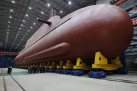 Tàu ngầm chạy bằng năng lượng hạt nhân đầu tiên của Triều Tiên. Ảnh: MW.