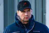 Giám đốc Roscosmos, ông Dmitry Bakanov, tham quan sân bay vũ trụ Vostochny ở Vùng Amur của Nga. Ảnh: RT.